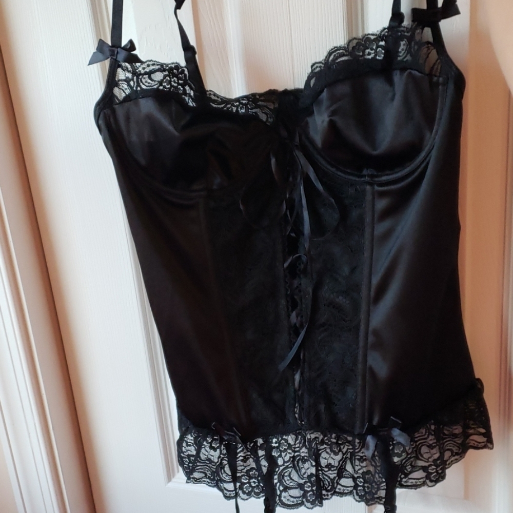 NEW Black Corset ❤🔥